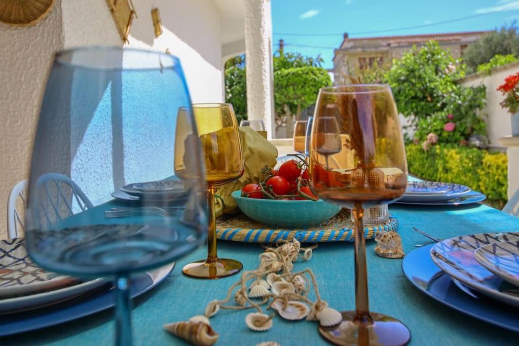 Villa Vera, Accesso Al Mare, Vista Castello, Ac Brindisi Esterno foto