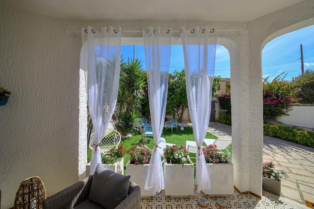 Villa Vera, Accesso Al Mare, Vista Castello, Ac Brindisi Esterno foto